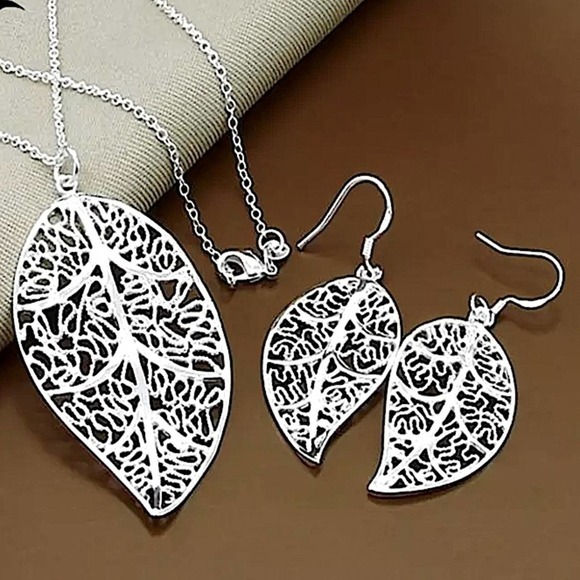 Sterling Silver Feather Necklace Earrings Set - Picture 2 of 6